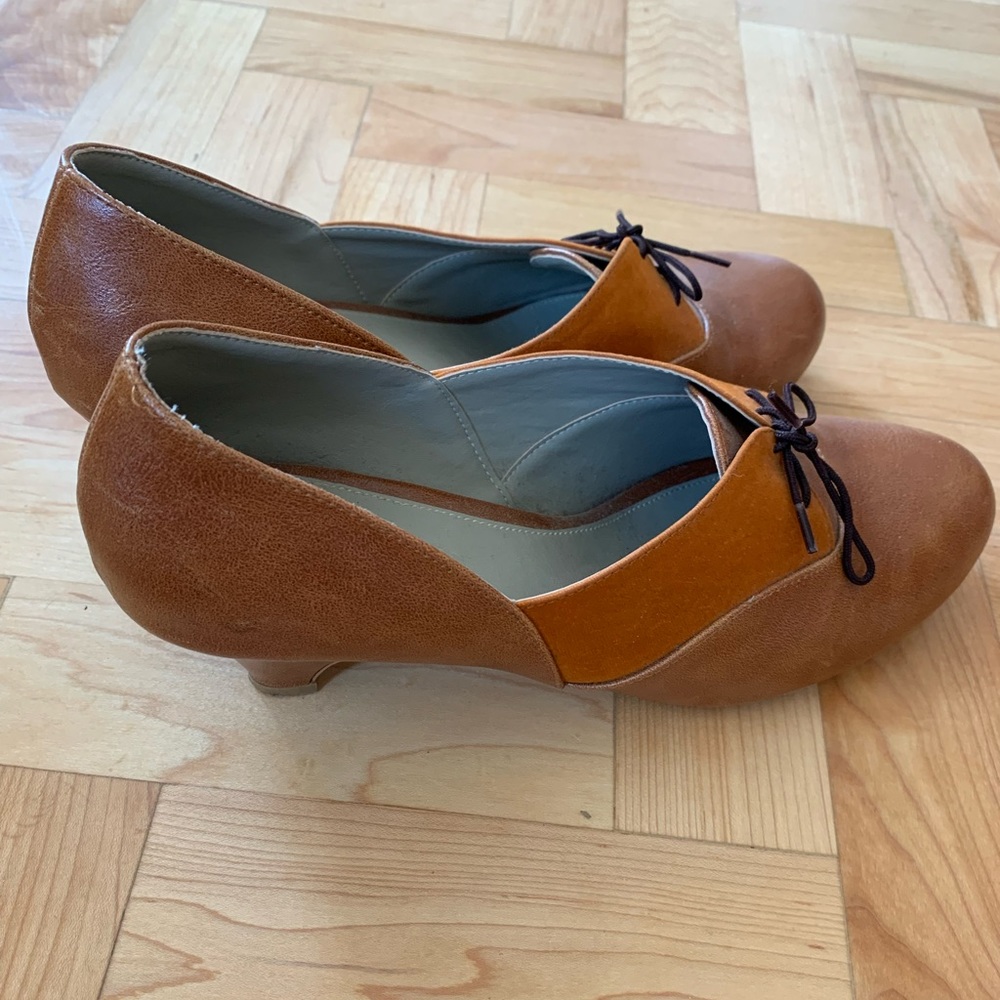Roni Kantor Shoes worn about a half a dozen times- bottom shows a little ware